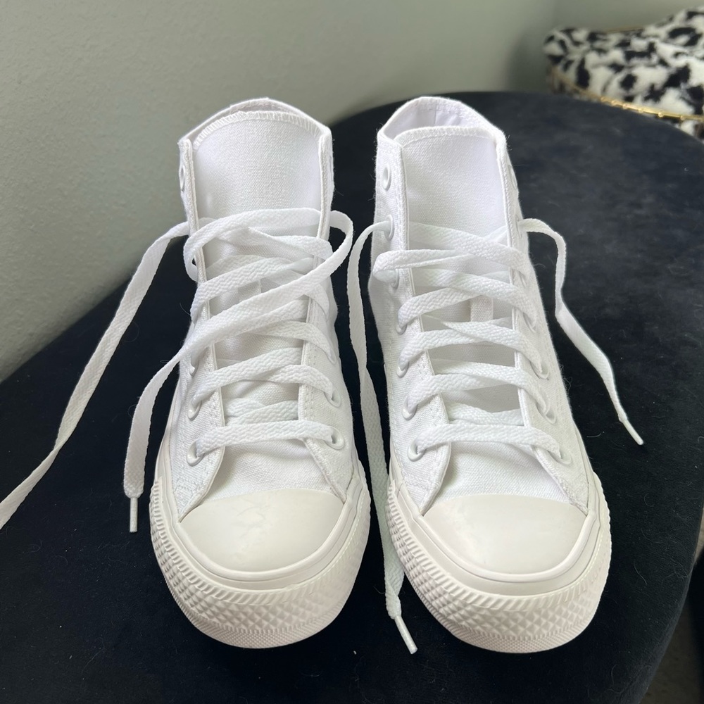White converse